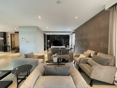 For Rent - Baan Sathon, Bangkok
