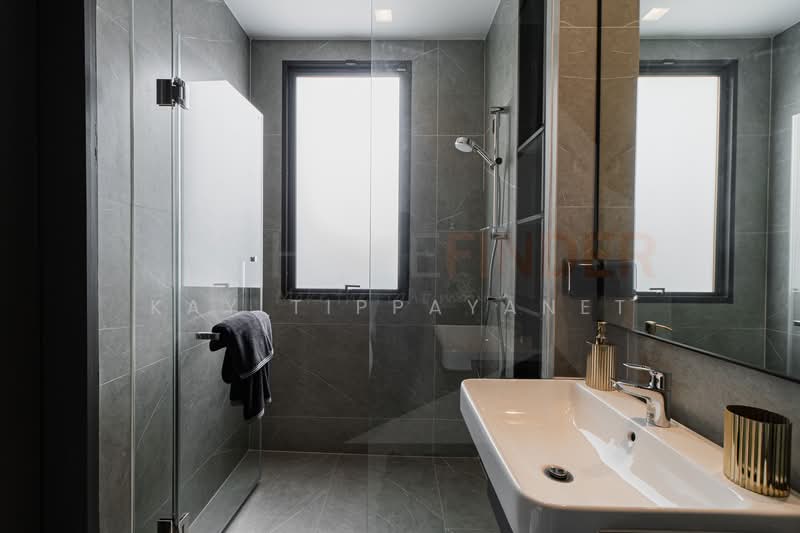 Grand Bangkok Boulevard Pinklao-Borom : แกรนด์ บางกอก บูเลอวาร์ด ปิ่นเกล้า-บรมฯ, กรุงเทพ, ศาลาธรรมสพน์, ทวีวัฒนา, กรุงเทพ, 571 ตร.ม., บ้านเดี่ยว ขาย, โดย Kay Tippayanet, 500221973 - DDproperty.com