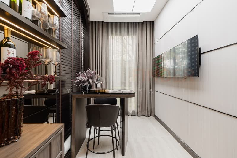 Grand Bangkok Boulevard Pinklao-Borom, Bangkok, Sala Thammasop, Thawi Watthana, Bangkok, 5 Bedrooms, 571 sqm, Single Detached House For Sale, by Kay Tippayanet, 500221973 - DDproperty.com