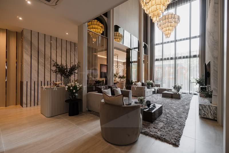 Grand Bangkok Boulevard Pinklao-Borom, Bangkok, Sala Thammasop, Thawi Watthana, Bangkok, 5 Bedrooms, 571 sqm, Single Detached House For Sale, by Kay Tippayanet, 500221973 - DDproperty.com