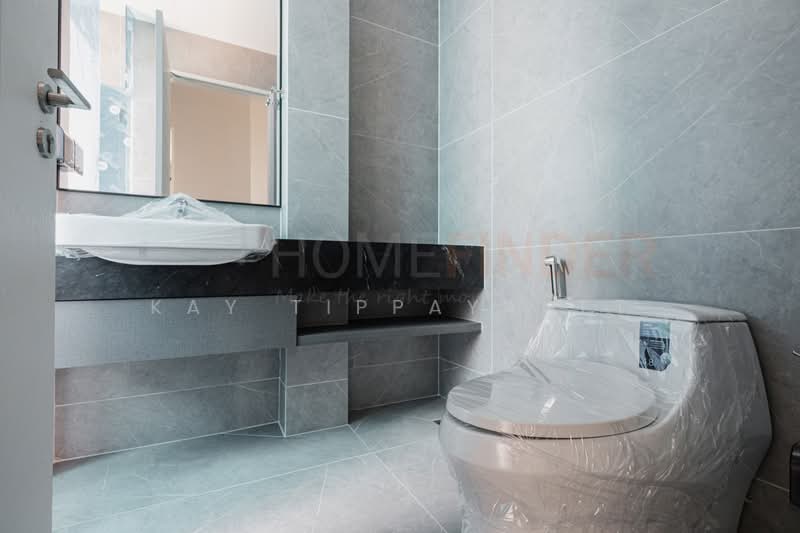 Grand Bangkok Boulevard Pinklao-Borom, Bangkok, Sala Thammasop, Thawi Watthana, Bangkok, 5 Bedrooms, 571 sqm, Single Detached House For Sale, by Kay Tippayanet, 500221986 - DDproperty.com