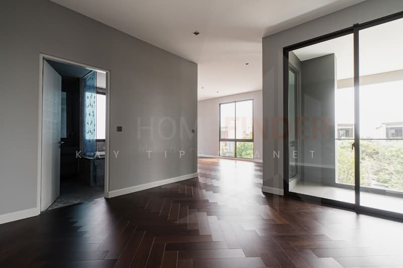 Grand Bangkok Boulevard Pinklao-Borom, Bangkok, Sala Thammasop, Thawi Watthana, Bangkok, 5 Bedrooms, 571 sqm, Single Detached House For Sale, by Kay Tippayanet, 500221986 - DDproperty.com