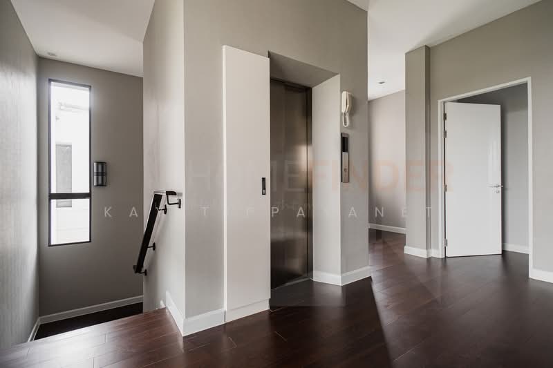 Grand Bangkok Boulevard Pinklao-Borom, Bangkok, Sala Thammasop, Thawi Watthana, Bangkok, 5 Bedrooms, 571 sqm, Single Detached House For Sale, by Kay Tippayanet, 500221986 - DDproperty.com