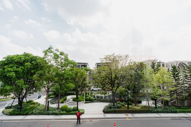 Grand Bangkok Boulevard Pinklao-Borom, Bangkok, Sala Thammasop, Thawi Watthana, Bangkok, 5 Bedrooms, 571 sqm, Single Detached House For Sale, by Kay Tippayanet, 500221986 - DDproperty.com