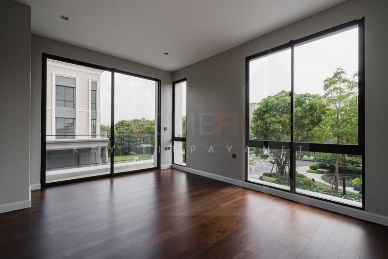 Grand Bangkok Boulevard Pinklao-Borom, Bangkok, Sala Thammasop, Thawi Watthana, Bangkok, 5 Bedrooms, 571 sqm, Single Detached House For Sale, by Kay Tippayanet, 500221986 - DDproperty.com