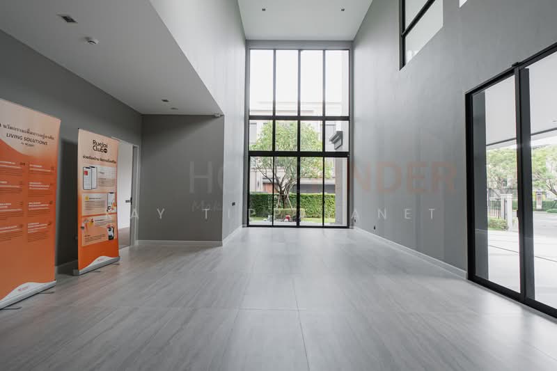 Grand Bangkok Boulevard Pinklao-Borom : แกรนด์ บางกอก บูเลอวาร์ด ปิ่นเกล้า-บรมฯ, กรุงเทพ, ศาลาธรรมสพน์, ทวีวัฒนา, กรุงเทพ, 571 ตร.ม., บ้านเดี่ยว ขาย, โดย Kay Tippayanet, 500221986 - DDproperty.com