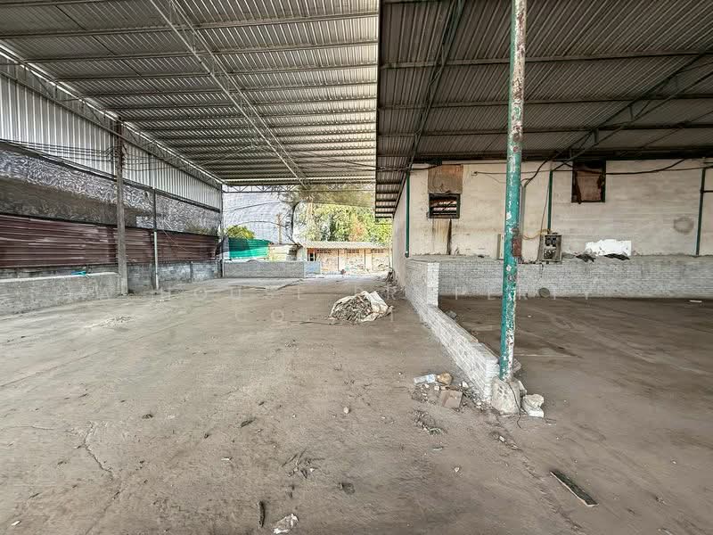 Warehouse in a prime location in Sriracha, Chak Kho, Nong Kham, near the industrial estate., Chon Buri (Pattaya), Nong - Kham, Si Racha, Chon Buri (Pattaya), , 1,000 sqm, Warehouse/Factory For Sale, by A House Property Co.,Ltd., 500221990 - DDproperty.com