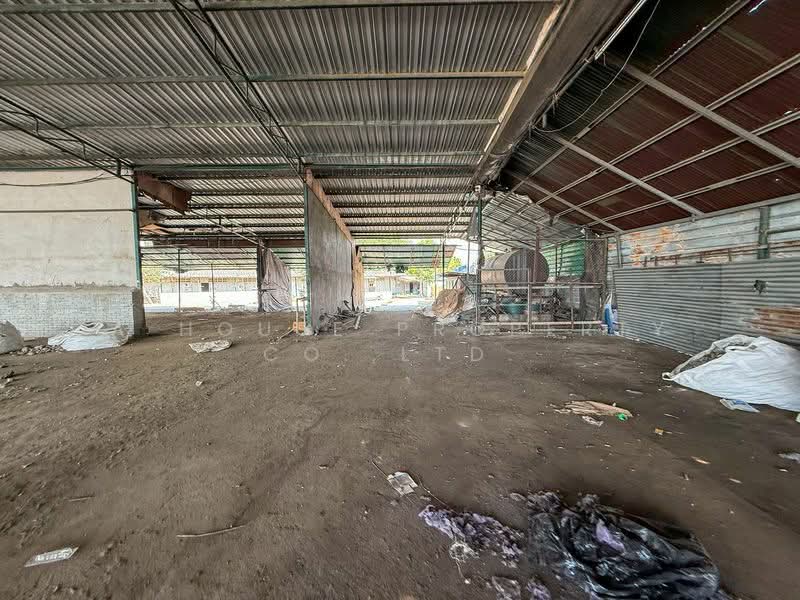 Warehouse in a prime location in Sriracha, Chak Kho, Nong Kham, near the industrial estate., Chon Buri (Pattaya), Nong - Kham, Si Racha, Chon Buri (Pattaya), , 1,000 sqm, Warehouse/Factory For Sale, by A House Property Co.,Ltd., 500221990 - DDproperty.com