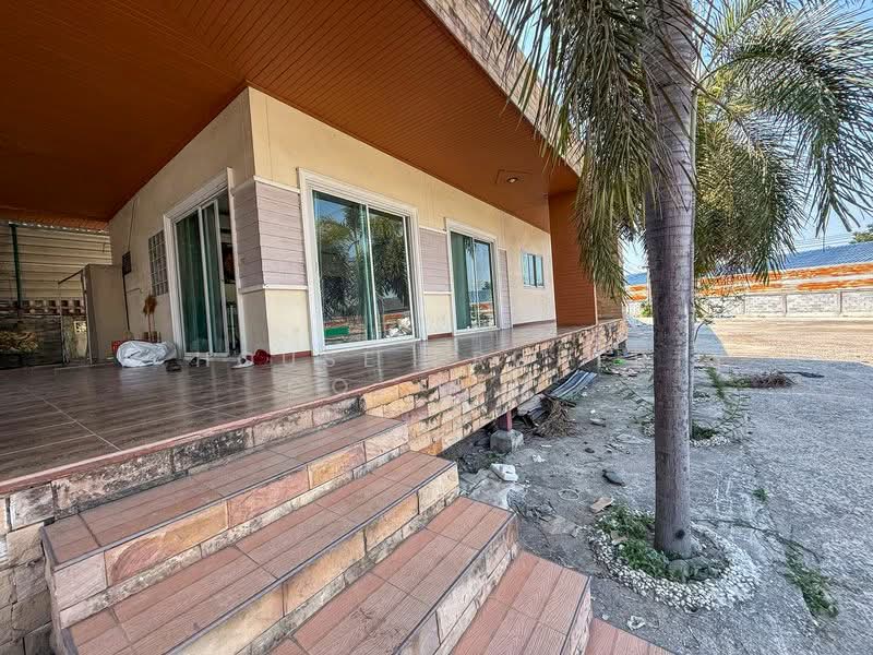 Warehouse in a prime location in Sriracha, Chak Kho, Nong Kham, near the industrial estate., Chon Buri (Pattaya), Nong - Kham, Si Racha, Chon Buri (Pattaya), , 1,000 sqm, Warehouse/Factory For Sale, by A House Property Co.,Ltd., 500221990 - DDproperty.com