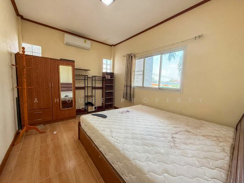 Warehouse in a prime location in Sriracha, Chak Kho, Nong Kham, near the industrial estate., Chon Buri (Pattaya), Nong - Kham, Si Racha, Chon Buri (Pattaya), , 1,000 sqm, Warehouse/Factory For Sale, by A House Property Co.,Ltd., 500221990 - DDproperty.com