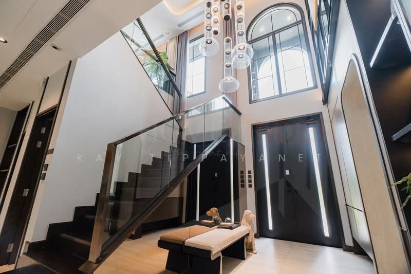 Grand Bangkok Boulevard Na Uthayan, Bangkok, Uthayan Road, Sala Thammasop, Thawi Watthana, Bangkok, 4 Bedrooms, 440 sqm, Single Detached House For Sale, by Kay Tippayanet, 500221997 - DDproperty.com