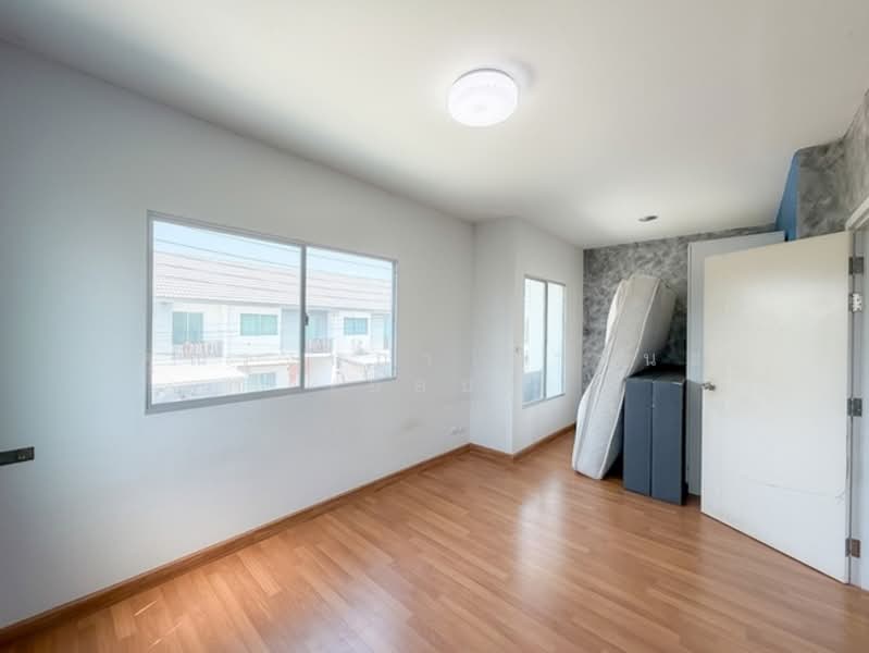 บ้านพฤกษา เลียบวารี-มีนบุรี (PK118) คู้ขวา ถ.เลียบวารี แขวงกระทุ่มราย เขตหนองจอก จ.กรุงเทพมหานคร, Bangkok, Krathum Rai, Nong Chok, Bangkok, 3 Bedrooms, 90 sqm, Townhouse For Sale, by คุณรุ่งนภา ศาสนะ (ออย), 500221998 - DDproperty.com