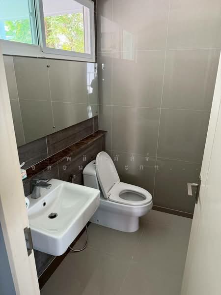 สิวลีนครราสีมา, Nakhon Ratchasima, Khok Kruat, Muang Nakhon Ratchasima, Nakhon Ratchasima, 4 Bedrooms, 243 sqm, Single Detached House For Rent, by พลิศภัสร์ โชคธนวีระกานต์, 500221999 - DDproperty.com