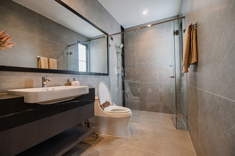 Grand Bangkok Boulevard Na Uthayan, Bangkok, Uthayan Road, Sala Thammasop, Thawi Watthana, Bangkok, 5 Bedrooms, 594 sqm, Single Detached House For Sale, by Kay Tippayanet, 500222010 - DDproperty.com