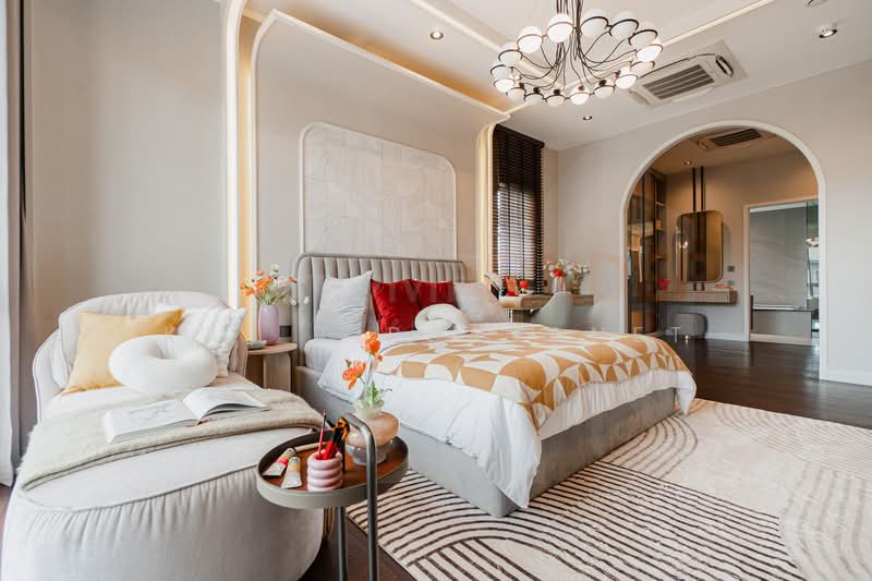 Grand Bangkok Boulevard Na Uthayan, Bangkok, Uthayan Road, Sala Thammasop, Thawi Watthana, Bangkok, 5 Bedrooms, 594 sqm, Single Detached House For Sale, by Kay Tippayanet, 500222010 - DDproperty.com