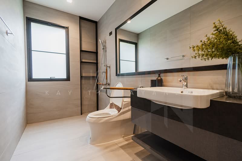 Grand Bangkok Boulevard Na Uthayan, Bangkok, Uthayan Road, Sala Thammasop, Thawi Watthana, Bangkok, 5 Bedrooms, 594 sqm, Single Detached House For Sale, by Kay Tippayanet, 500222010 - DDproperty.com