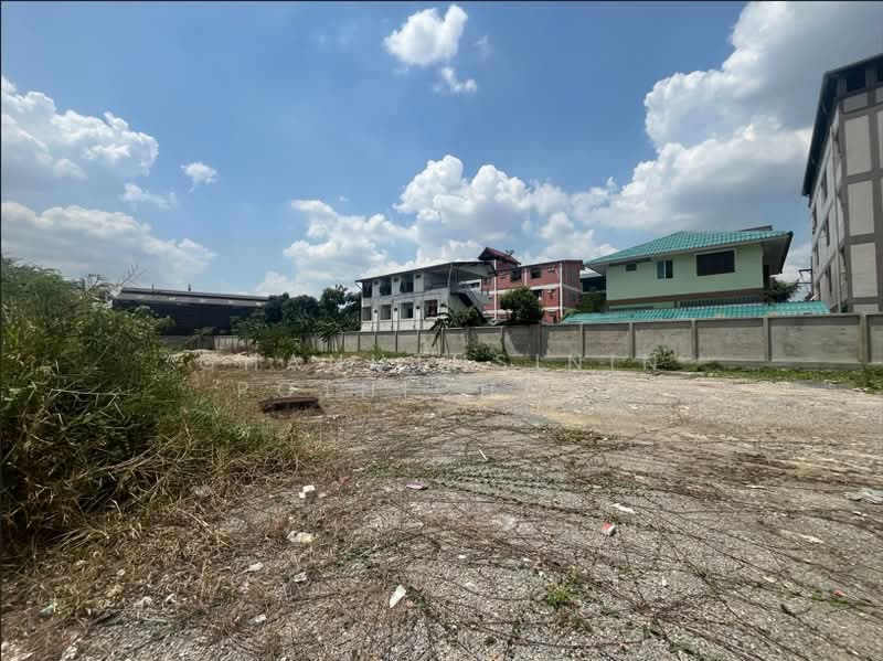 For Sale - ขายที่ดินเปล่า พท.701 ตารางวา ซอยกระทุ่มล้ม32 พุทธมณฑลสาย4 (จำนวน 3 แปลง), Nakhon Pathom