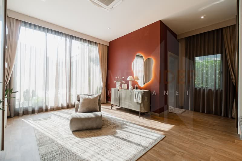 Grand Bangkok Boulevard Borommaratchachonnani, Bangkok, Borommaratchachonnani Road, Sala Thammasop, Thawi Watthana, Bangkok, 5 Bedrooms, 676 sqm, Single Detached House For Sale, by Kay Tippayanet, 500222028 - DDproperty.com