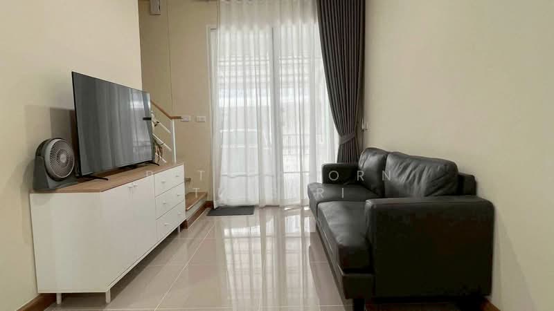 ทาวน์เฮ้าส์ในโครงการ ให้เช่า – ใกล้มีโชคพลาซ่า เพียง 5 นาที ค่าเช่า 21,000 บาท / เดือน No.5H647, เชียงใหม่, สันผีเสื้อ, เมืองเชียงใหม่, เชียงใหม่, 110 ตร.ม., ทาวน์เฮ้าส์ ให้เช่า, โดย Rutchaporn Tunsiri, 500222033 - DDproperty.com