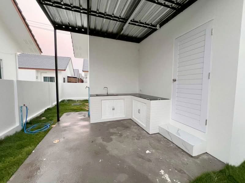 บ้านเดี่ยวชั้นเดียว ให้เช่า – ใกล้ตลาดท่ารั้ว เพียง 10 นาที ค่าเช่า 15,000 บาท / เดือน No.12H512, Chiang Mai, San Pu Loei, Doi Saket, Chiang Mai, 2 Bedrooms, 110 sqm, Single Detached House For Rent, by Rutchaporn Tunsiri, 500222037 - DDproperty.com