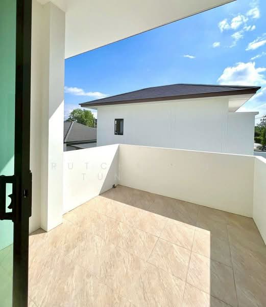 Pool Villa ให้เช่า ใกล้ศูนย์หัตถกรรมร่มบ่อสร้างสันกำแพง ค่าเช่า 45,000 บาท / เดือน No.12P005, Chiang Mai, Mae Khoe, Doi Saket, Chiang Mai, 4 Bedrooms, 150 sqm, Single Detached House For Rent, by Rutchaporn Tunsiri, 500222044 - DDproperty.com