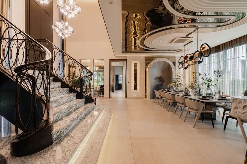 Grand Bangkok Boulevard Borommaratchachonnani, Bangkok, Borommaratchachonnani Road, Sala Thammasop, Thawi Watthana, Bangkok, 6 Bedrooms, 834 sqm, Single Detached House For Sale, by Kay Tippayanet, 500222046 - DDproperty.com