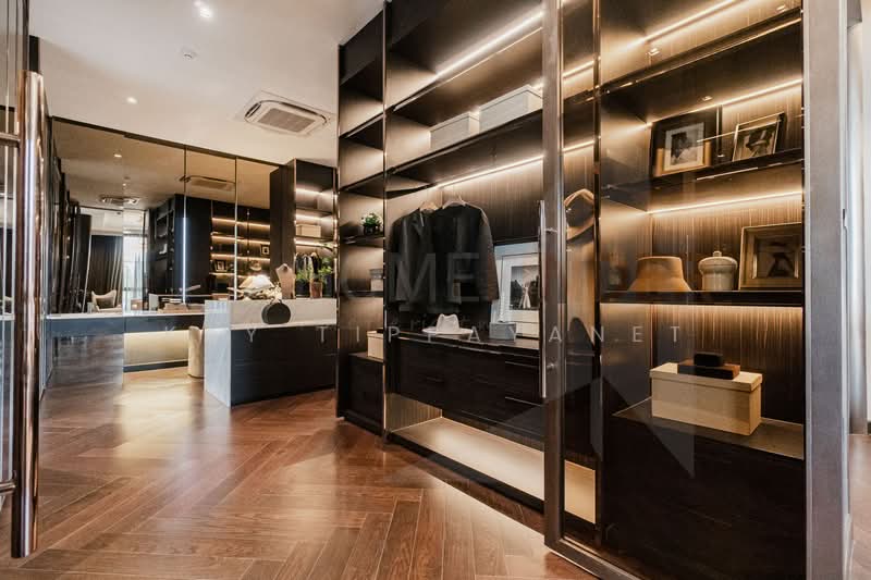 Grand Bangkok Boulevard Borommaratchachonnani, Bangkok, Borommaratchachonnani Road, Sala Thammasop, Thawi Watthana, Bangkok, 6 Bedrooms, 834 sqm, Single Detached House For Sale, by Kay Tippayanet, 500222046 - DDproperty.com