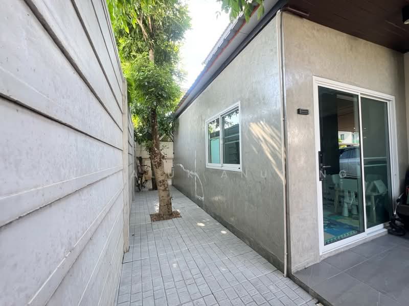 Britania Wongwaen-Ramindra, Bangkok, Kanchanapisek Frontage Road, Sam Wa Tawan Tok, Khlong Sam Wa, Bangkok, 4 Bedrooms, 185 sqm, Single Detached House For Rent, by Saowaluk Anupong, 500222054 - DDproperty.com