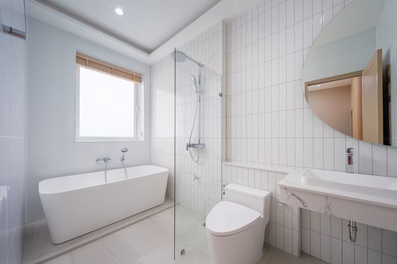 Japanese-Style Pool Villa - Fully Furnished, Chiang Mai, San Phak Wan, Hang Dong, Chiang Mai, 4 Bedrooms, 348 sqm, Villa For Rent, by Elijah Ridgley, 500222060 - DDproperty.com