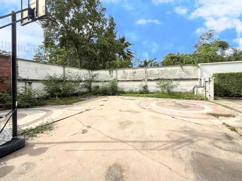 Ladawan Rattanathibet, Nonthaburi, Rattanathibet Road, Bang Rak Noi, Muang Nonthaburi, Nonthaburi, 4 Bedrooms, 398 sqm, Single Detached House For Sale, by เอนก, 500222066 - DDproperty.com