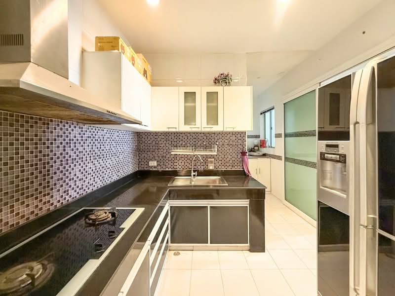 Ladawan Rattanathibet, Nonthaburi, Rattanathibet Road, Bang Rak Noi, Muang Nonthaburi, Nonthaburi, 4 Bedrooms, 398 sqm, Single Detached House For Sale, by เอนก, 500222066 - DDproperty.com