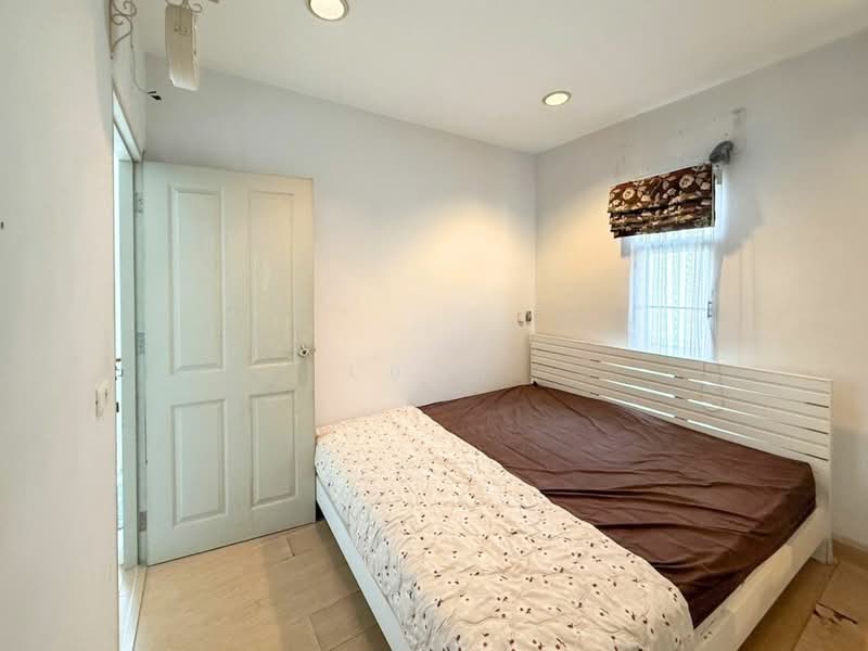 Ladawan Rattanathibet, Nonthaburi, Rattanathibet Road, Bang Rak Noi, Muang Nonthaburi, Nonthaburi, 4 Bedrooms, 398 sqm, Single Detached House For Sale, by เอนก, 500222066 - DDproperty.com