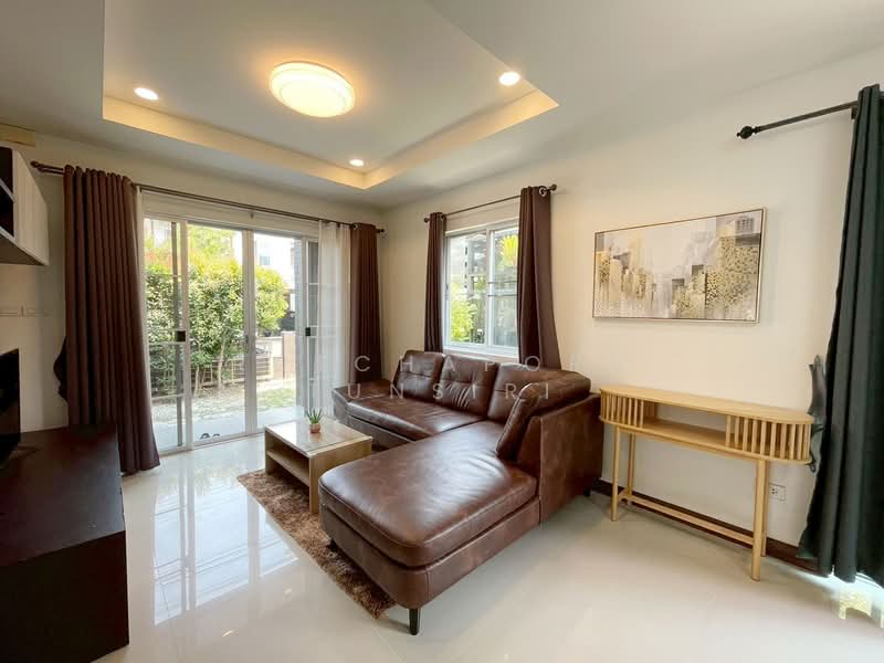 บ้านในโครงการ ให้เช่า – ใกล้ตลาดเจริญเจริญ เพียง 5 นาที ค่าเช่า 16,000 บาท / เดือน No.13H699, Chiang Mai, San Ton Pao, San Kamphaeng, Chiang Mai, 3 Bedrooms, 150 sqm, Single Detached House For Rent, by Rutchaporn Tunsiri, 500222078 - DDproperty.com