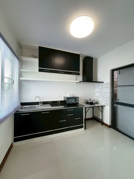 บ้านในโครงการ ให้เช่า – ใกล้ตลาดเจริญเจริญ เพียง 5 นาที ค่าเช่า 16,000 บาท / เดือน No.13H699, Chiang Mai, San Ton Pao, San Kamphaeng, Chiang Mai, 3 Bedrooms, 150 sqm, Single Detached House For Rent, by Rutchaporn Tunsiri, 500222078 - DDproperty.com