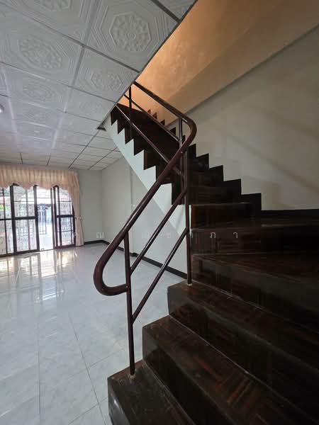 Moobaan Rungkit Villa 7, Bangkok, Soi Romklao 54, Khlong Sam Prawet, Lat Krabang, Bangkok, 2 Bedrooms, 117 sqm, Townhouse For Sale, by คุณ ณิชาภา, 500222086 - DDproperty.com