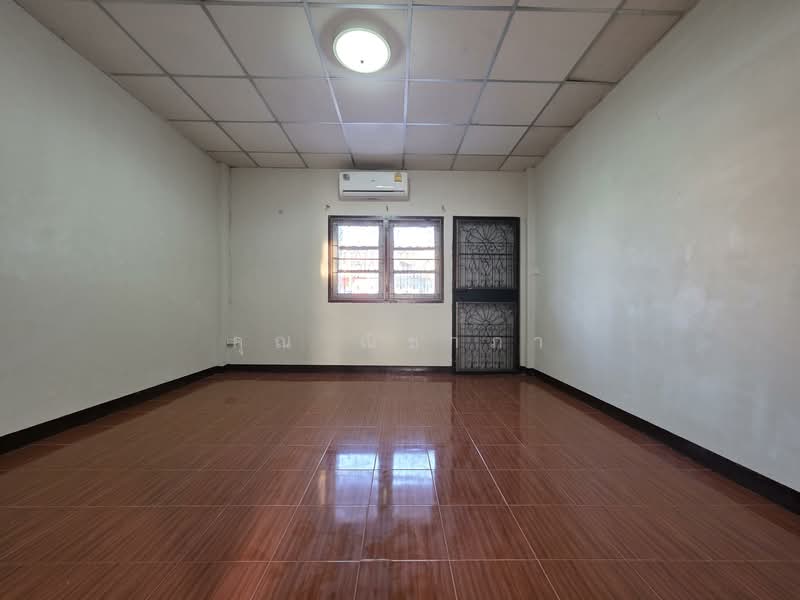 Moobaan Rungkit Villa 7, Bangkok, Soi Romklao 54, Khlong Sam Prawet, Lat Krabang, Bangkok, 2 Bedrooms, 117 sqm, Townhouse For Sale, by คุณ ณิชาภา, 500222086 - DDproperty.com