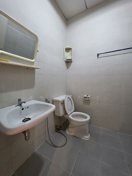 Moobaan Rungkit Villa 7, Bangkok, Soi Romklao 54, Khlong Sam Prawet, Lat Krabang, Bangkok, 2 Bedrooms, 117 sqm, Townhouse For Sale, by คุณ ณิชาภา, 500222086 - DDproperty.com