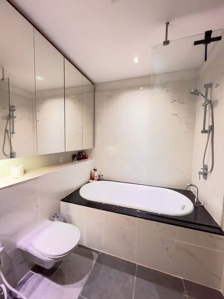 The Lakes, Bangkok, 123 Ratchadaphisek Road, Khlong Toei, Khlong Toei, Bangkok, 2 Bedrooms, 150 sqm, Condo For Rent, by Eastblue Horizon, 500222091 - DDproperty.com