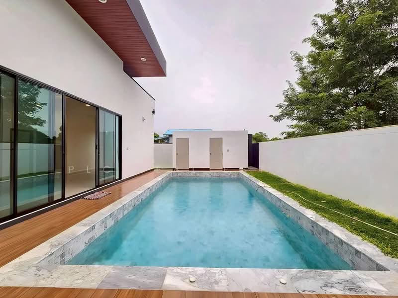 New Pool Villa House for Sale in East Pattaya, Chon Buri (Pattaya), Bang Lamung, Bang Lamung (Pattaya), Chon Buri (Pattaya), 4 Bedrooms, 240 sqm, Villa For Sale, by PLC real estate, 500222094 - DDproperty.com