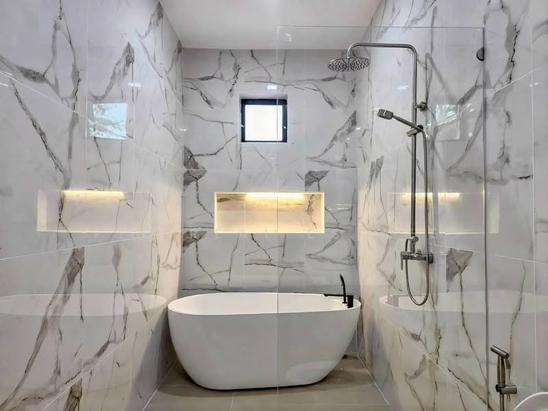 New Pool Villa House for Sale in East Pattaya, Chon Buri (Pattaya), Bang Lamung, Bang Lamung (Pattaya), Chon Buri (Pattaya), 4 Bedrooms, 240 sqm, Villa For Sale, by PLC real estate, 500222094 - DDproperty.com