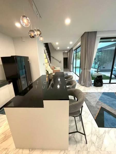 Pool Villa ให้เช่า ใกล้โรงเรียนปัญญาเด่น เพียง 5 นาที ค่าเช่า 65,000 บาท / เดือน No.14P002, Chiang Mai, Hang Dong, Hang Dong, Chiang Mai, 4 Bedrooms, 150 sqm, Single Detached House For Rent, by Rutchaporn Tunsiri, 500222098 - DDproperty.com