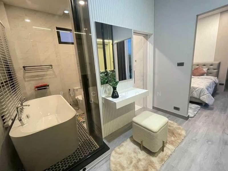 Pool Villa ให้เช่า ใกล้โรงเรียนปัญญาเด่น เพียง 5 นาที ค่าเช่า 65,000 บาท / เดือน No.14P002, Chiang Mai, Hang Dong, Hang Dong, Chiang Mai, 4 Bedrooms, 150 sqm, Single Detached House For Rent, by Rutchaporn Tunsiri, 500222098 - DDproperty.com