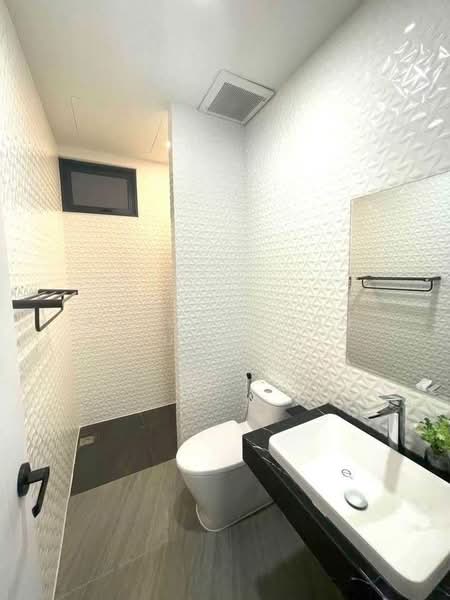 Pool Villa ให้เช่า ใกล้โรงเรียนปัญญาเด่น เพียง 5 นาที ค่าเช่า 65,000 บาท / เดือน No.14P002, Chiang Mai, Hang Dong, Hang Dong, Chiang Mai, 4 Bedrooms, 150 sqm, Single Detached House For Rent, by Rutchaporn Tunsiri, 500222098 - DDproperty.com