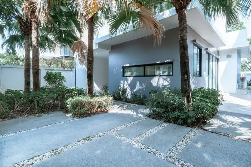 Na Jomtien Beachfront Villa for Sale 3 Bedroom Near Beach, Chon Buri (Pattaya), Bang Lamung, Bang Lamung (Pattaya), Chon Buri (Pattaya), 3 Bedrooms, 348 sqm, Villa For Sale, by PLC real estate, 500222105 - DDproperty.com