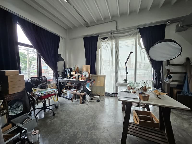 อาคารพาณิชย์ ลาดพร้าววังหิน ซอย 45, กรุงเทพ, คลองสามประเวศ, ลาดกระบัง, กรุงเทพ, 870 ตร.ม., ทาวน์เฮ้าส์ ขาย, โดย คุณ ณิชาภา, 500222106 - DDproperty.com