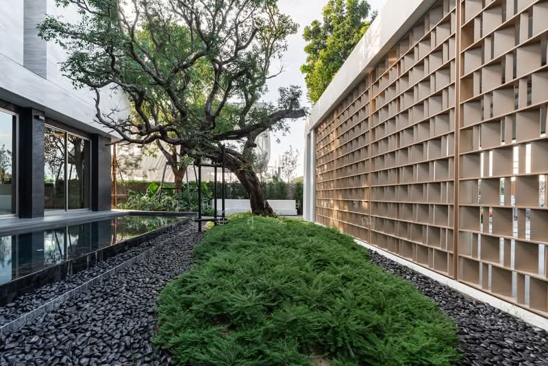 Nirvana Collection Krungthep Kreetha, Bangkok, Soi Srinakarin - Romklao, Saphan Sung, Saphan Sung, Bangkok, 5 Bedrooms, 1,007 sqm, Single Detached House For Sale, by คุณทักษพร พงษ์สุวรรณ, 500222126 - DDproperty.com