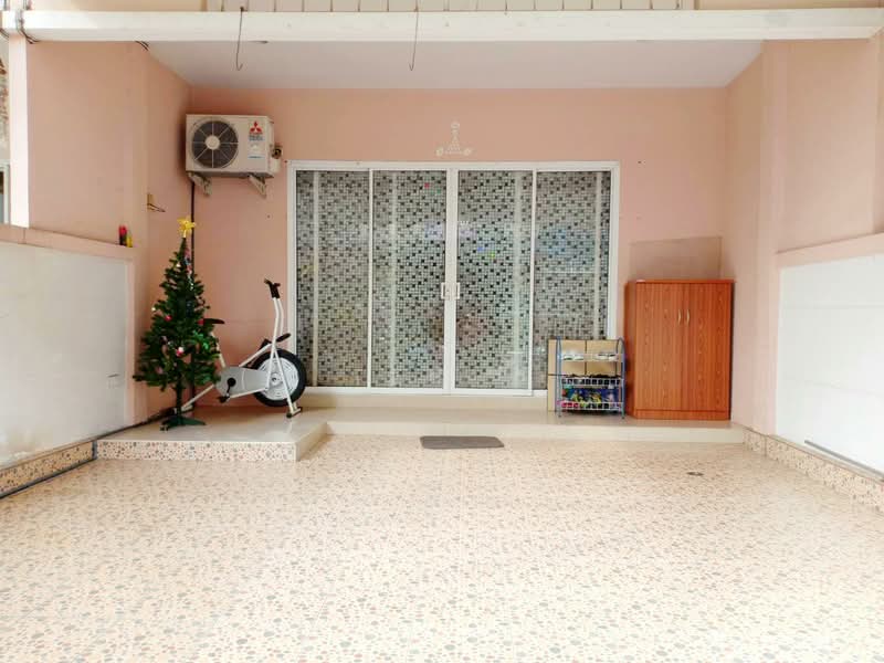 ธนาภิรมย์ เพชรเกษม 69 : Thanapirom Phetkasem 69, กรุงเทพ, หนองแขม, หนองแขม, กรุงเทพ, 147 ตร.ม., ทาวน์เฮ้าส์ ขาย, โดย Ter ., 500222144 - DDproperty.com