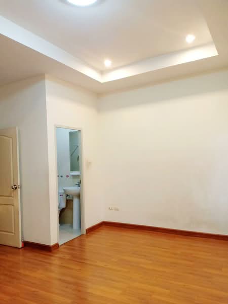 Thanapirom Phetkasem 69, Bangkok, Nong Kham, Nong Khaem, Bangkok, 3 Bedrooms, 147 sqm, Townhouse For Sale, by Ter ., 500222144 - DDproperty.com