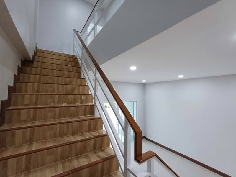 ทาวน์เฮ้าส์ลาดใหญ่ สมุทรสงคราม, Samut Songkhram, Lat Yai, Muang Samut Songkhram, Samut Songkhram, 3 Bedrooms, 100 sqm, Townhouse For Sale, by The Best Property อิ๋ว, 500222160 - DDproperty.com