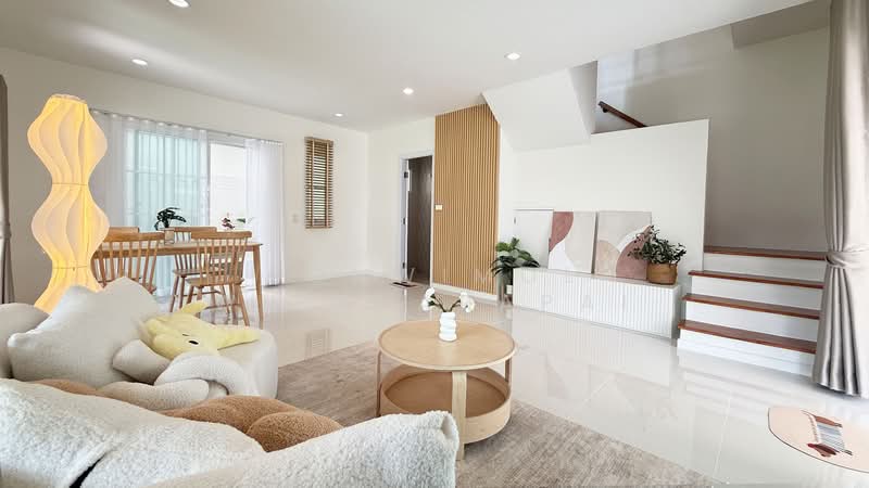 Villette Lite Pattanakarn, Bangkok, Soi Phatthanakan 38, Phatthanakan Road, Suan Luang, Suan Luang, Bangkok, 3 Bedrooms, 140 sqm, Townhouse For Sale, by Ponwimol Wipanarapai, 500222170 - DDproperty.com